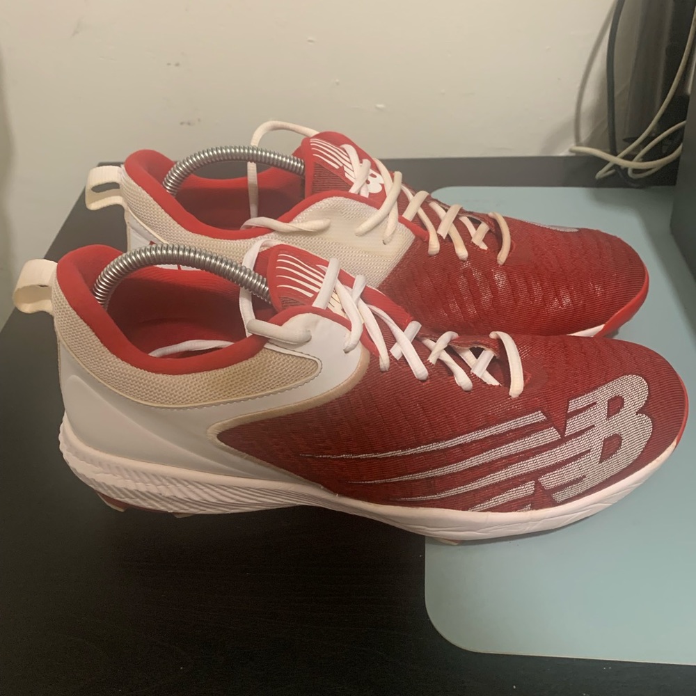 New Balance Red FuelCell 4040 v6 Molded Baseball Cleats